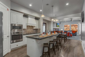 Coral Ridge Resort 2081 Community Heated Pool, Indoor Fireplace, and Golf Views